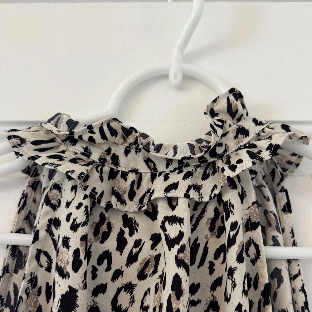 Glam Ruffle Tank Top - Picture 4 of 5